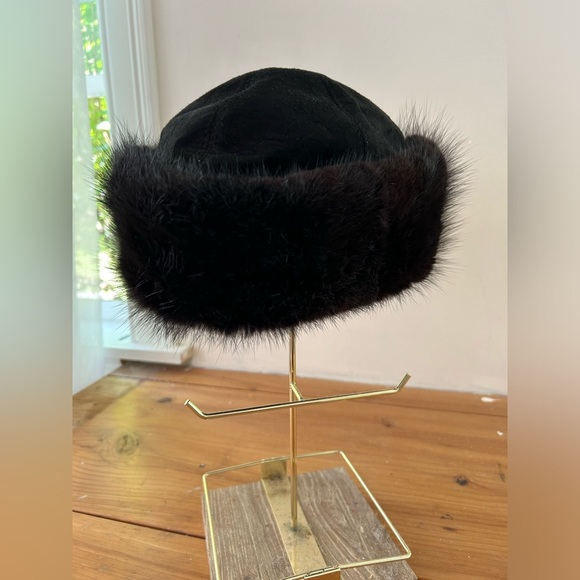 Fourrures Audet Genuine Black mink Fur Hat Bonnet Suede Leather Black - Picture 8 of 10